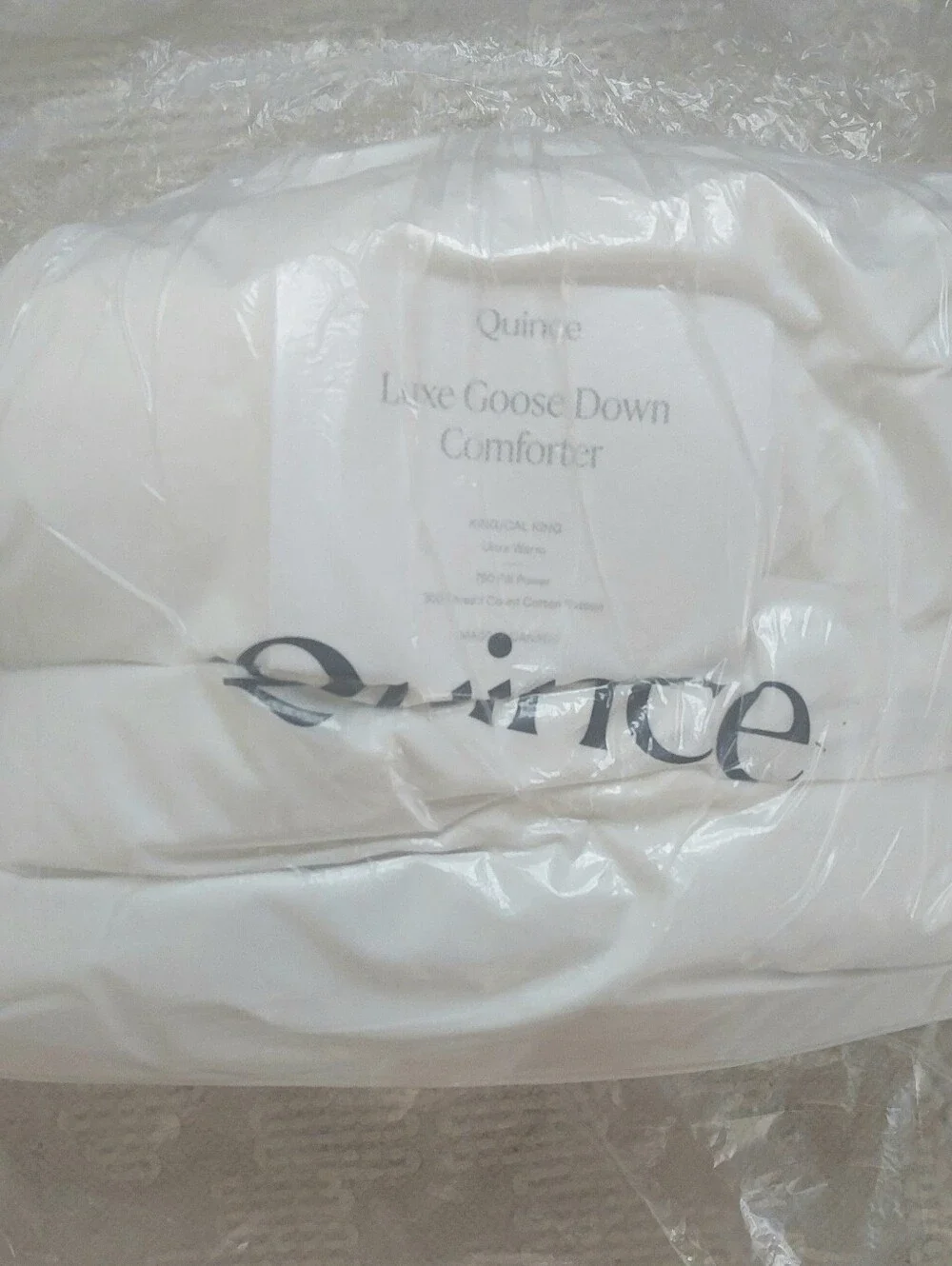 Quince Luxe White Goose Ultra Warm Down Comforter! Sz. King/ Cal King (Z81)